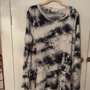 Perfect Pink Tie-Dye Long Sleeve Top with Peplum Hem XL Preowned